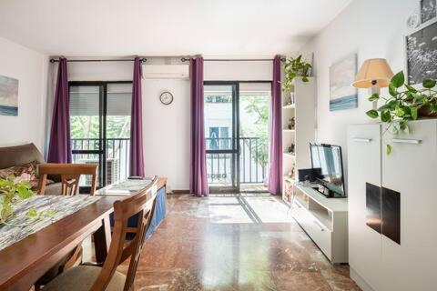 Apartamento Playa Maria Con Parking Фуeнхирола Екстериор снимка